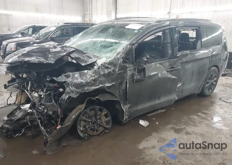 2021 Chrysler Pacifica Touring L Awd z USA, uszkodzony, nr VIN 2C4RC3BG9MR597252